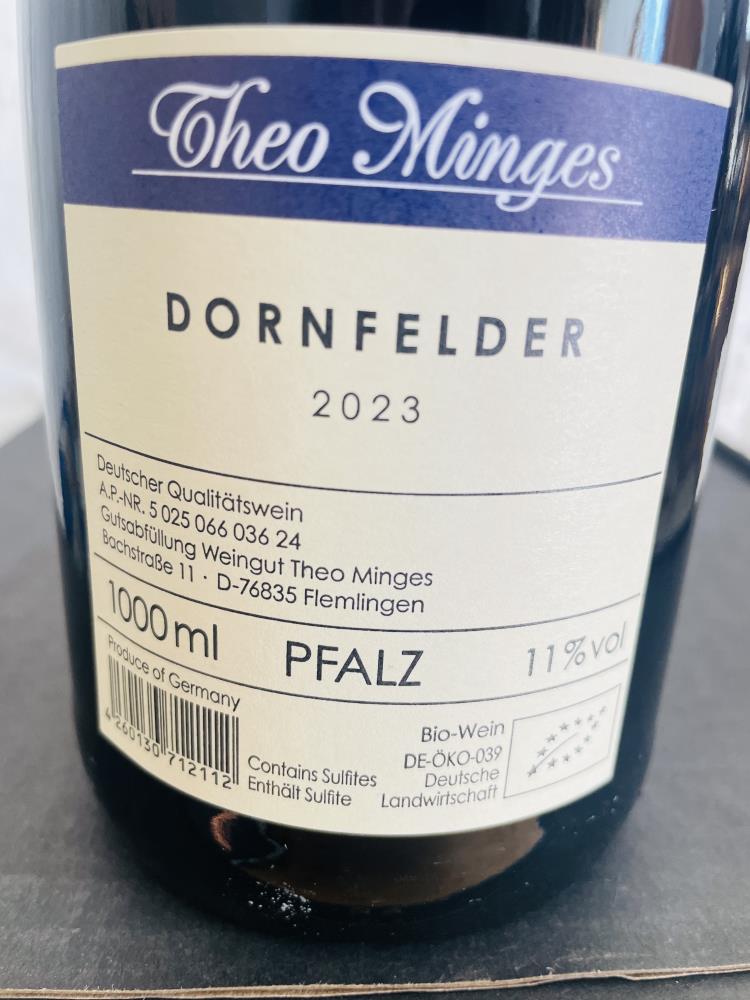 23 Dornfelder QbA mild     Weing.THEO MINGES