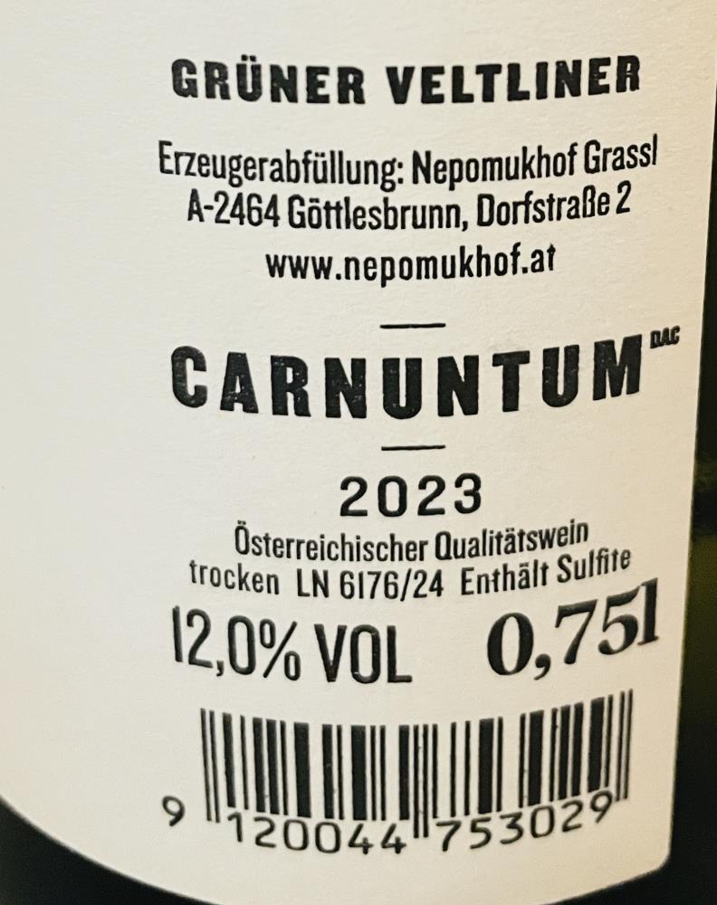 24 Grüner Veltliner trocken Nepomukhof